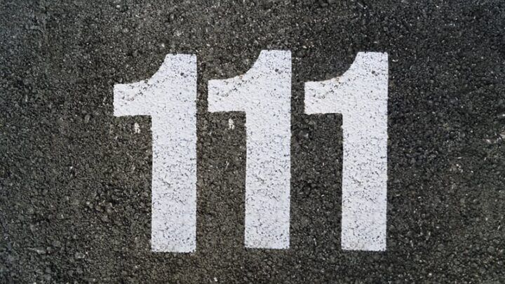 111 Bedeutung und 7 Gründe, warum Sie diese Zahl immer wieder sehen