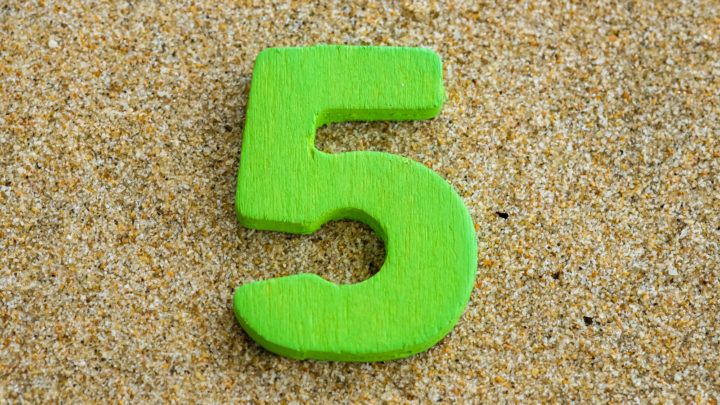 Was bedeutet die Zahl 5 spirituell? Ein ausführlicher Leitfaden