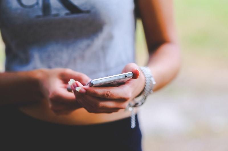 7 Regeln für das Versenden von SMS beim Dating, um Ihr Liebesleben einfacher zu machen