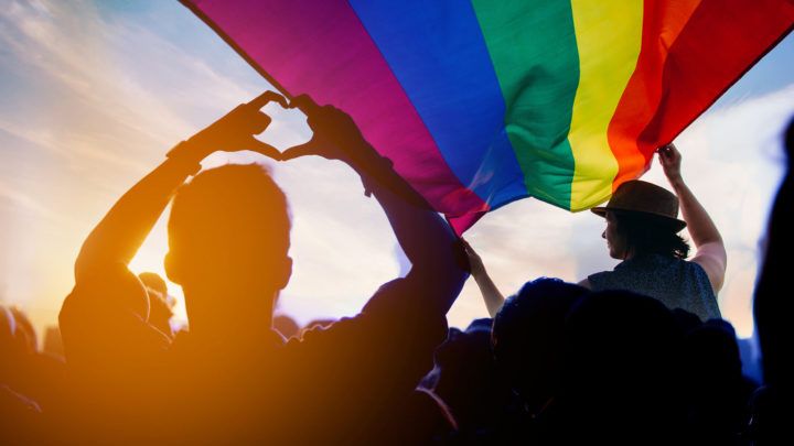 Was ist LGBTIQCAPGNGFNBA? LGBT+-Akronyme erklärt