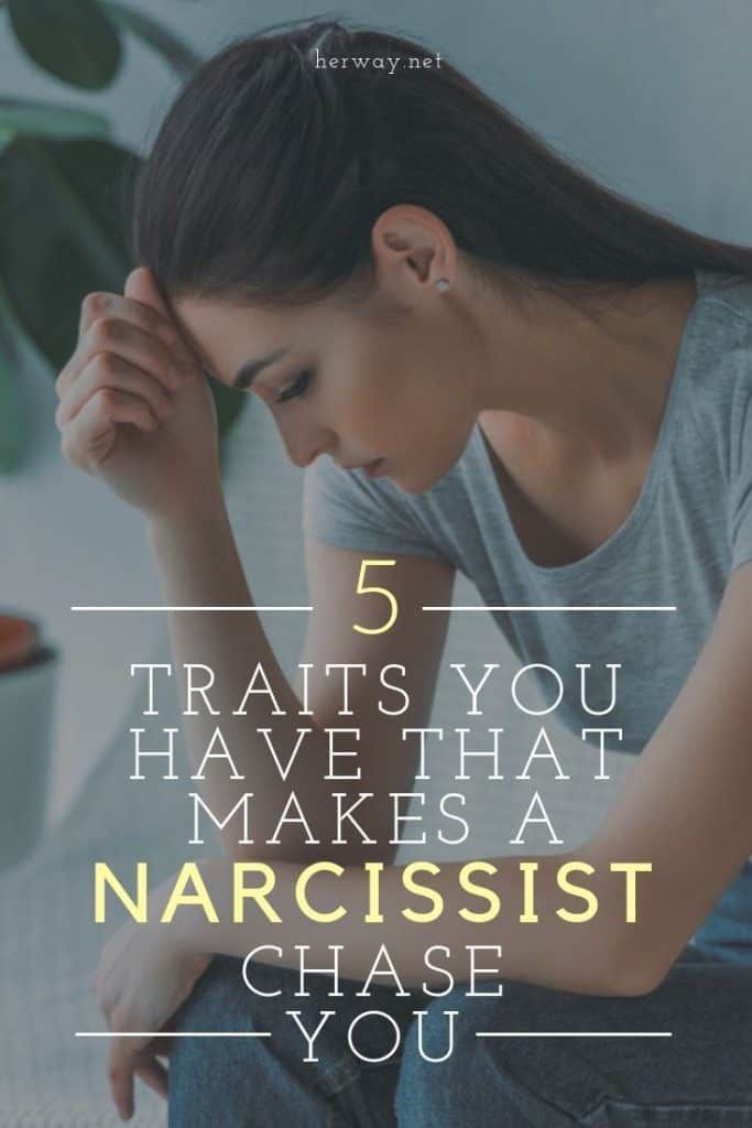 5 Eigenschaften, die einen Narzissten dazu bringen, Sie zu verfolgen