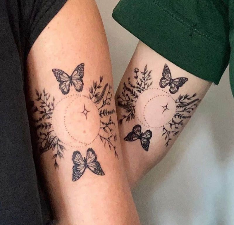 Passendes Mondblumen-Tattoo für beste Freunde